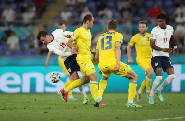 欧洲杯直播：乌克兰VS英格兰，英格兰实力更强势